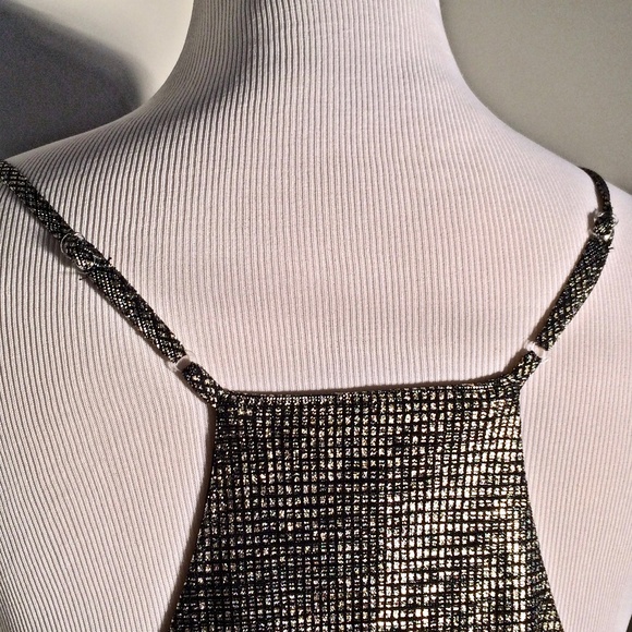 NWT. Metallic t-back mini dress by Everly. - Picture 6 of 8